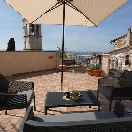 アッシジScappo In Umbria, La Casa Di Eudeアパートメント エクステリア 写真