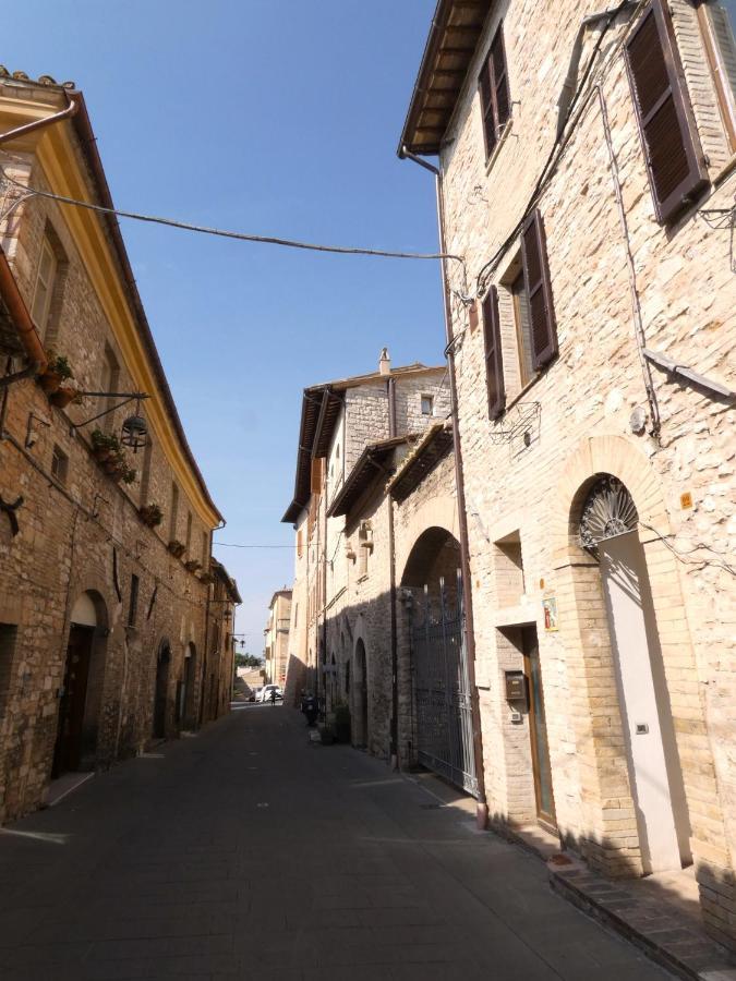 アッシジScappo In Umbria, La Casa Di Eudeアパートメント エクステリア 写真